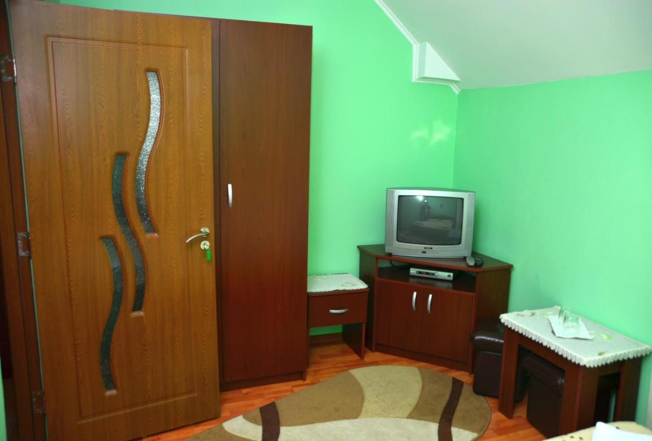 Pensiunea Teo Bilbor Exterior photo